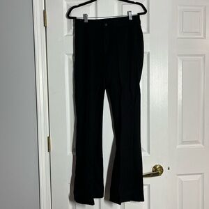 GAP high rise stretch split flare Ponte pant, black, size 8. NWT!